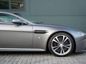 Imagen 24/50 de Aston Martin V12 Vantage (2012)