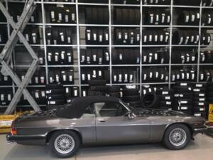 Image 61/70 of Jaguar XJ-S Convertible (1988)