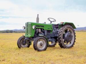 Afbeelding 1/7 van IHC McCormick-Deering Farmall D-320 (1959)