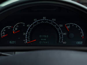 Image 19/45 de Mercedes-Benz CL 600 (2002)