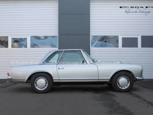 Image 3/15 of Mercedes-Benz 280 SL (1970)