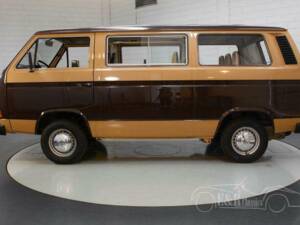 Imagen 9/19 de Volkswagen T3 Caravelle CL 1.6 (1984)