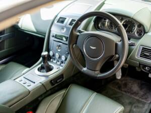 Immagine 4/14 di Aston Martin V8 Vantage (2007)
