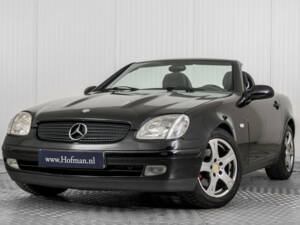 Image 38/47 of Mercedes-Benz SLK 200 (1999)