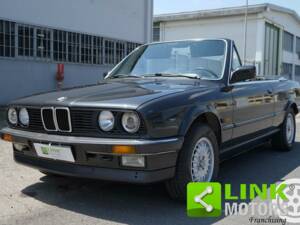 Bild 3/10 von BMW 320i (1989)