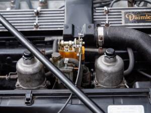 Bild 19/40 von Daimler Sovereign 4.2 (1976)