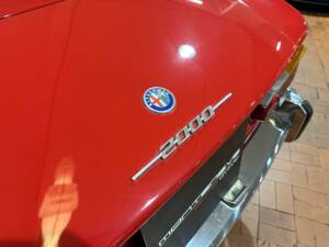 Bild 13/30 von Alfa Romeo 2000 GT Veloce (1971)