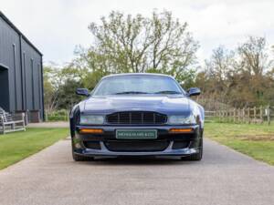 Bild 9/50 von Aston Martin V8 Vantage V550 (1999)