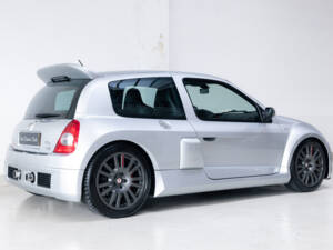 Image 32/32 of Renault Clio II V6 (2003)