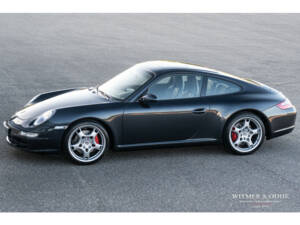 Image 1/34 of Porsche 911 Carrera S (2005)