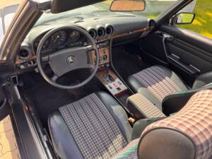 Imagen 56/93 de Mercedes-Benz 300 SL (1988)