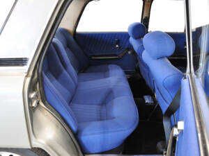 Immagine 15/39 di Alfa Romeo 2000 Berlina (1973)