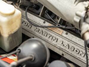 Bild 42/50 von Aston Martin V8 EFi (1987)