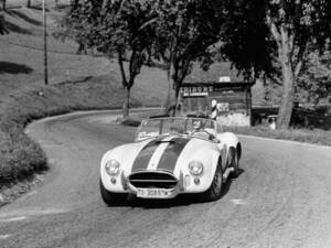 Bild 17/22 von AC Cobra 427 (1966)