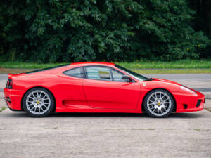 Image 10/29 of Ferrari 360 Challenge Stradale (2004)