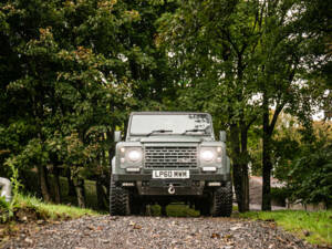 Image 14/50 de Land Rover Defender 110 Works V8 (2011)