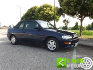 Afbeelding 7/10 van Ford Escort 1.8 16v (1992)