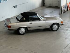 Image 2/40 of Mercedes-Benz 300 SL (1986)