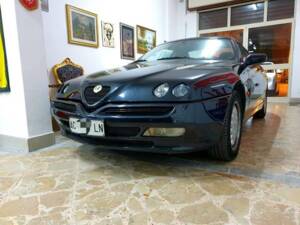 Image 1/10 de Alfa Romeo GTV 2.0 Twin Spark (1995)