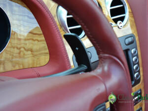 Bild 43/50 von Bentley Continental GTC (2007)