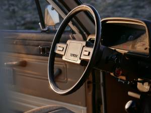 Image 35/50 of Toyota Hilux (1983)