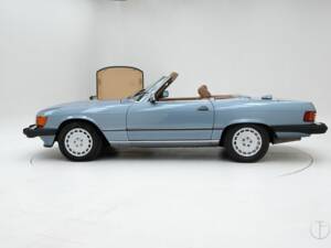 Bild 8/15 von Mercedes-Benz 560 SL (1986)