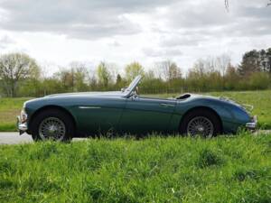 Image 32/34 of Austin-Healey 3000 Mk II (BN7) (1961)