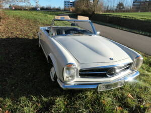 Bild 44/50 von Mercedes-Benz 230 SL (1966)