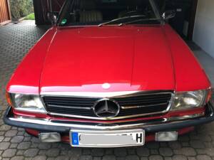 Image 2/57 de Mercedes-Benz 560 SL (1989)