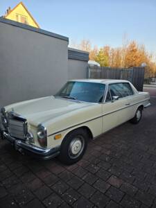 Image 1/9 of Mercedes-Benz 250 C (1972)