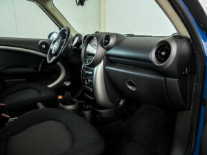 Image 12/50 of Mini Cooper Countryman (2011)