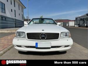 Imagen 2/11 de Mercedes-Benz SL 500 (2000)