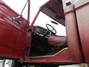 Image 66/74 of Ford F-100 Styleside (1966)