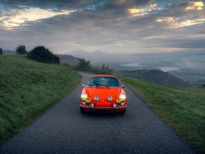 Image 22/63 of Porsche 911 R (1967)
