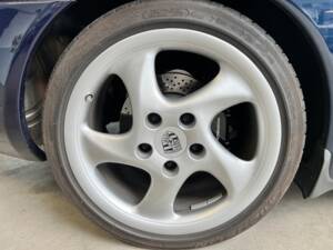 Image 34/44 de Porsche 911 Carrera (2000)