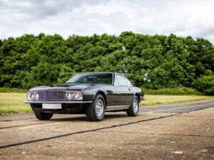 Bild 9/50 von Aston Martin DBS V8 (1971)