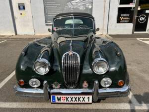 Image 55/82 de Jaguar XK 140 DHC (1956)