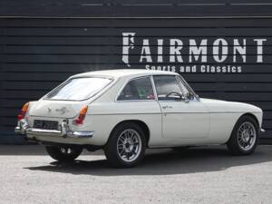 Image 10/36 de MG MGC GT (1969)