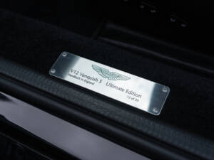 Bild 32/42 von Aston Martin V12 Vanquish S Ultimate Edition (2007)