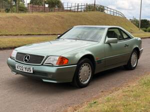 Afbeelding 4/15 van Mercedes-Benz 500 SL (1990)