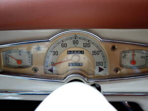 Image 23/42 of Borgward Isabella Coupe (1961)