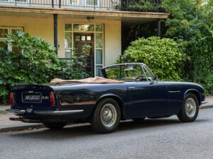 Bild 3/28 von Aston Martin DB 6 Mk II Volante (1970)