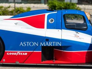 Image 11/50 of Aston Martin AMR1 (1989)