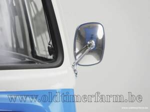 Bild 12/15 von Volkswagen T2b Camper (1973)