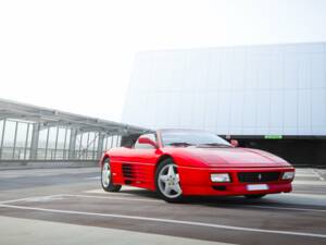 Image 35/43 of Ferrari 348 Spider (1995)