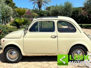 Image 8/10 of FIAT 500 L (1971)