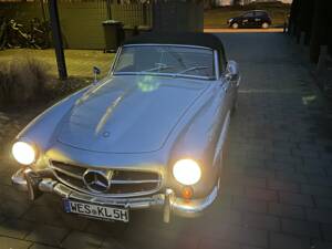 Image 41/46 of Mercedes-Benz 190 SL (1957)