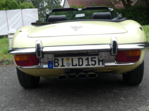 Bild 25/59 von Jaguar E-Type V12 (1972)