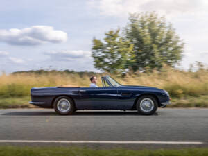 Image 9/68 of Aston Martin DB 6 Volante (1967)