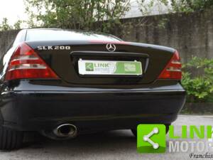 Image 10/10 de Mercedes-Benz SLK 200 Kompressor (2000)